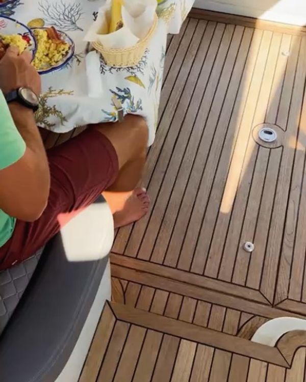 Breakfast with a view!🚤🌞 This lovely family started their mini cruise with a delicious breakfast on board - a perfect mix of Mediterranean flavours and international classics: freshly baked croissants, scrambled eggs and crispy bacon. 🥐🍳🥓 We always take care of every detail, including your dietary preferences, so you can just relax and enjoy the moment .
Live this experience too- the sea, the flavors and unforgettable memories await. 🌐 www.sunrisesorrento.com
📩info@sunrisesorrento.com
📱+39 334 994 0458. #mediterranean #BreakfastOnBoard #FamilyCruise #YachtLife #LuxuryExperience #CapriByBoat #IschiaViews #ProcidaIsland #SeaEscape #Princess55 #MiniCruise #BoatLife #ItalyFromTheSea #Capri #Ischia #Procida #Princess55ft #CapriIschiaProcida