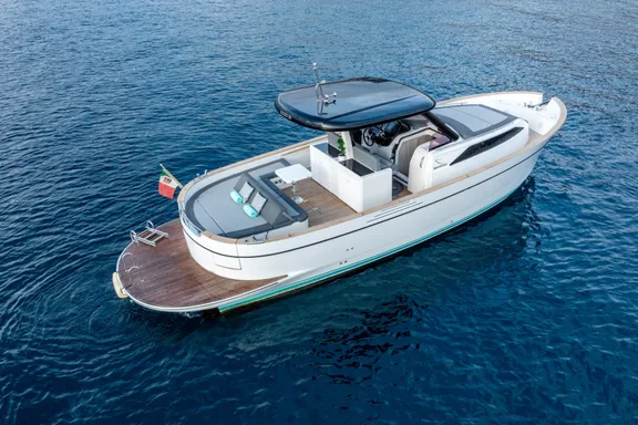 Masterpiece of Design and Tradition  — 1