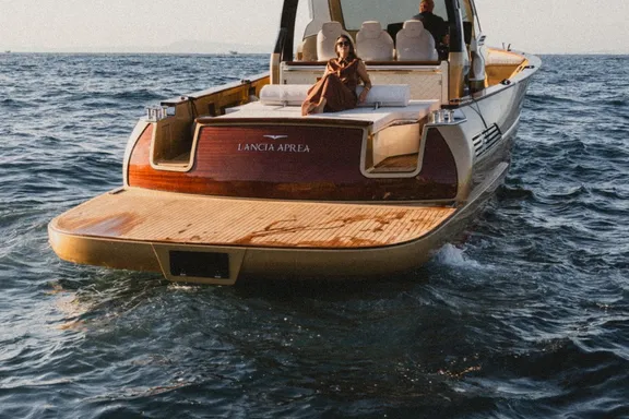 Open and Fluid Layout — 2